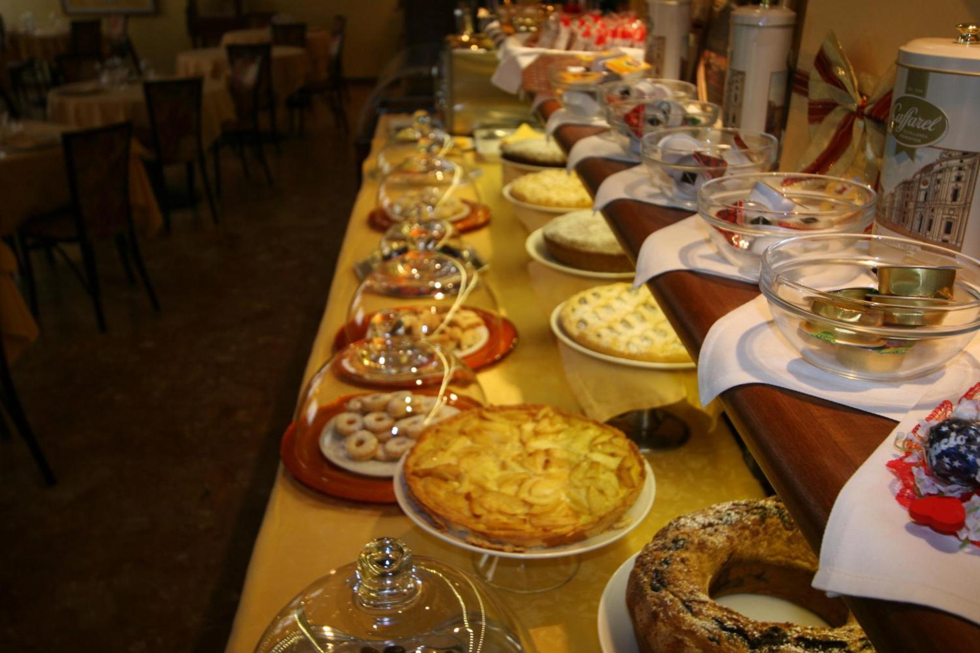 Nuovo Albergo 키에티 외부 사진